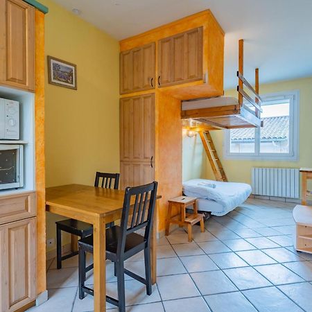 Room In Toulouse - Studio Proche Airbus Toulouse St Martin Touch Exterior foto