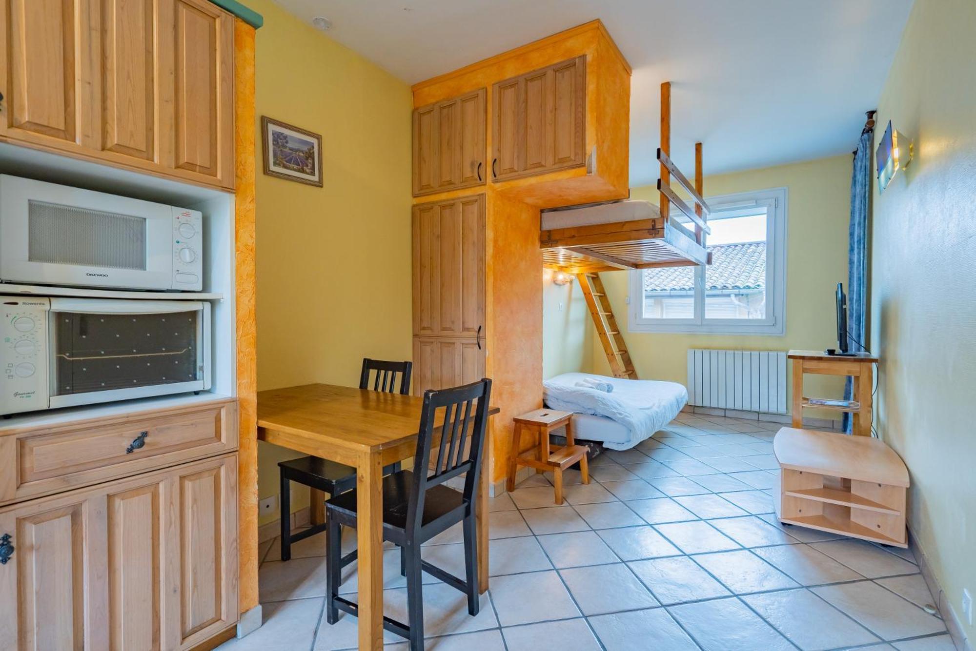 Room In Toulouse - Studio Proche Airbus Toulouse St Martin Touch Exterior foto